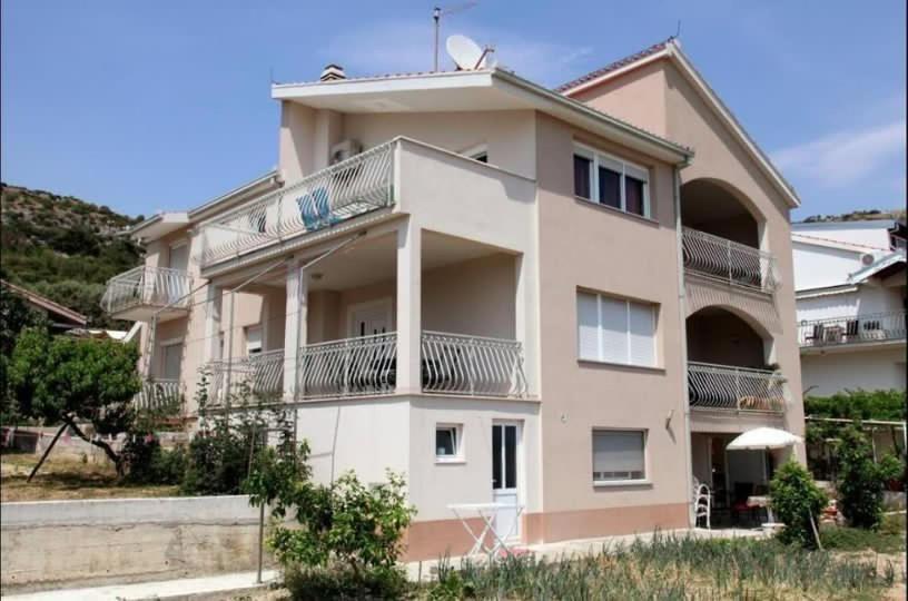 Apartmant Milan Трогир Экстерьер фото
